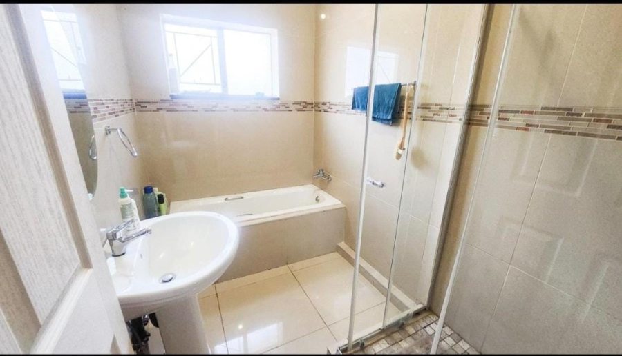 3 Bedroom Property for Sale in Stilfontein Ext 1 North West